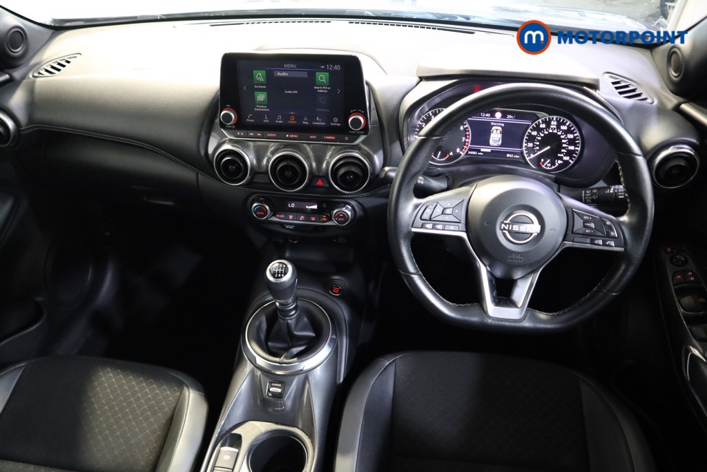 Nissan Juke N-Connecta Manual Petrol SUV - Stock Number (1566116) - 1st supplementary image