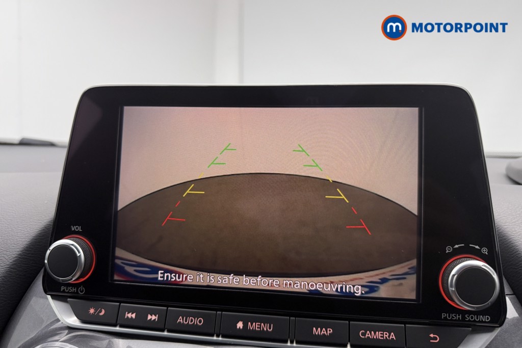 Nissan Juke N-Connecta Manual Petrol SUV - Stock Number (1566140) - 9th supplementary image