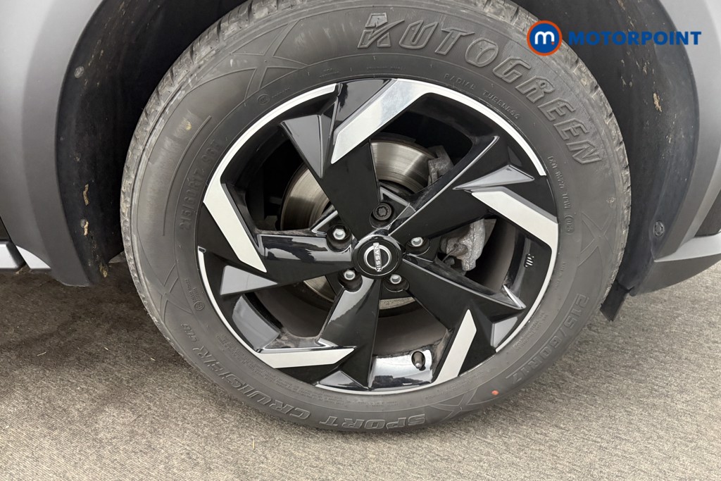 Nissan Juke N-Connecta Manual Petrol SUV - Stock Number (1566140) - 18th supplementary image