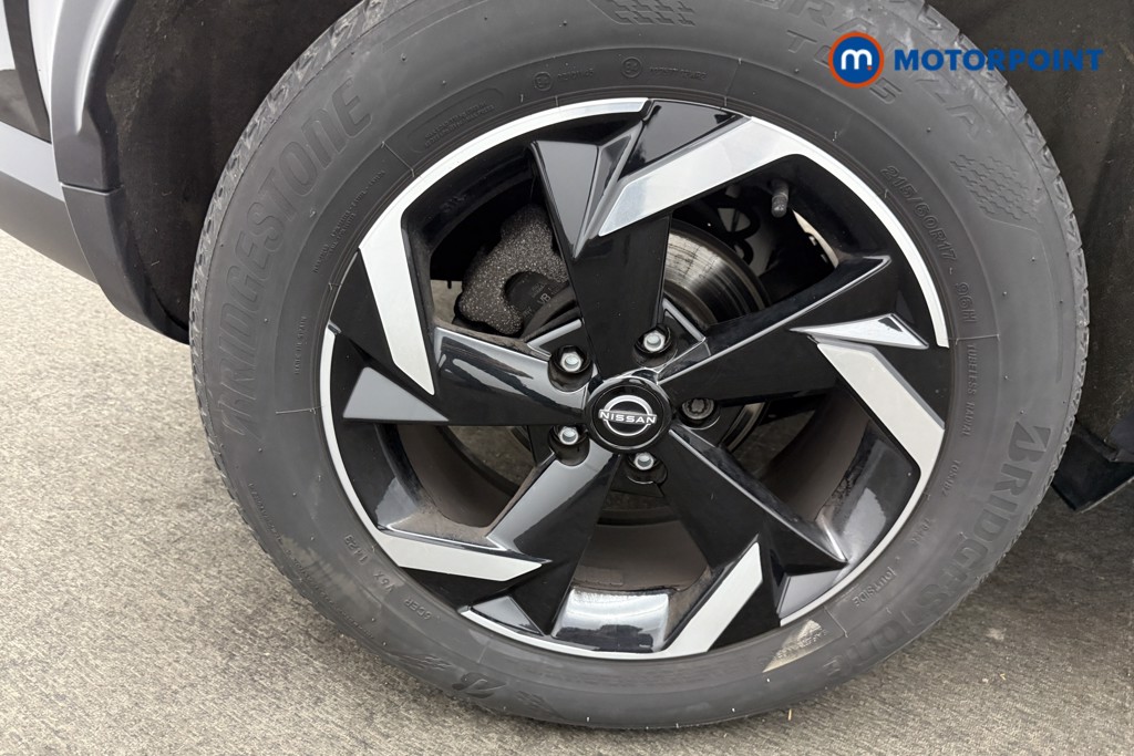 Nissan Juke N-Connecta Manual Petrol SUV - Stock Number (1566140) - 20th supplementary image