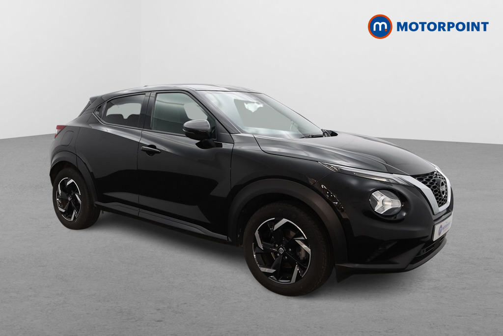 Nissan Juke N-Connecta Manual Petrol SUV - Stock Number (1566140) - Drivers side front corner