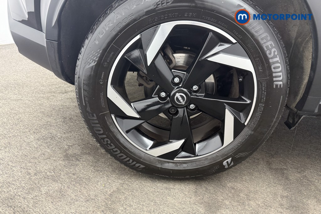 Nissan Juke N-Connecta Manual Petrol SUV - Stock Number (1566150) - 19th supplementary image