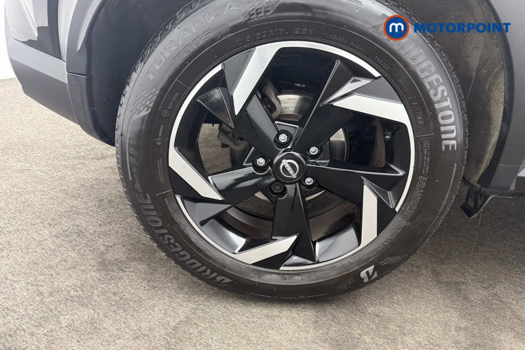 Nissan Juke N-Connecta Manual Petrol SUV - Stock Number (1566150) - 20th supplementary image