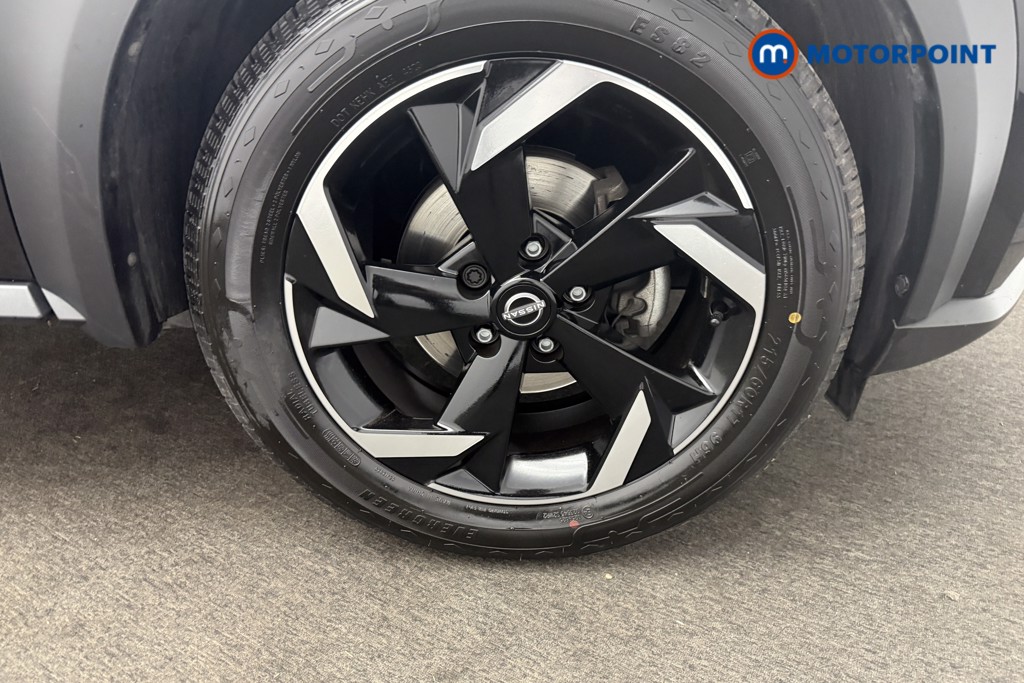 Nissan Juke N-Connecta Manual Petrol SUV - Stock Number (1566150) - 21st supplementary image