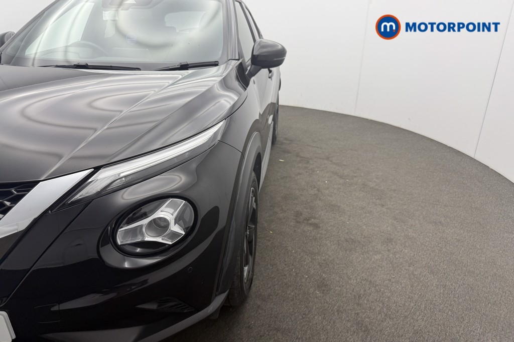 Nissan Juke N-Connecta Manual Petrol SUV - Stock Number (1566150) - 23rd supplementary image