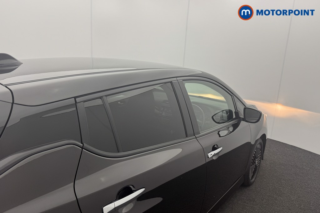 Nissan Leaf N-Connecta Automatic Electric Hatchback - Stock Number (1566938) - 24th supplementary image