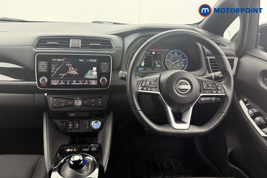 Nissan Leaf N-Connecta Automatic Electric Hatchback - Stock Number (1566938) - 1st supplementary image