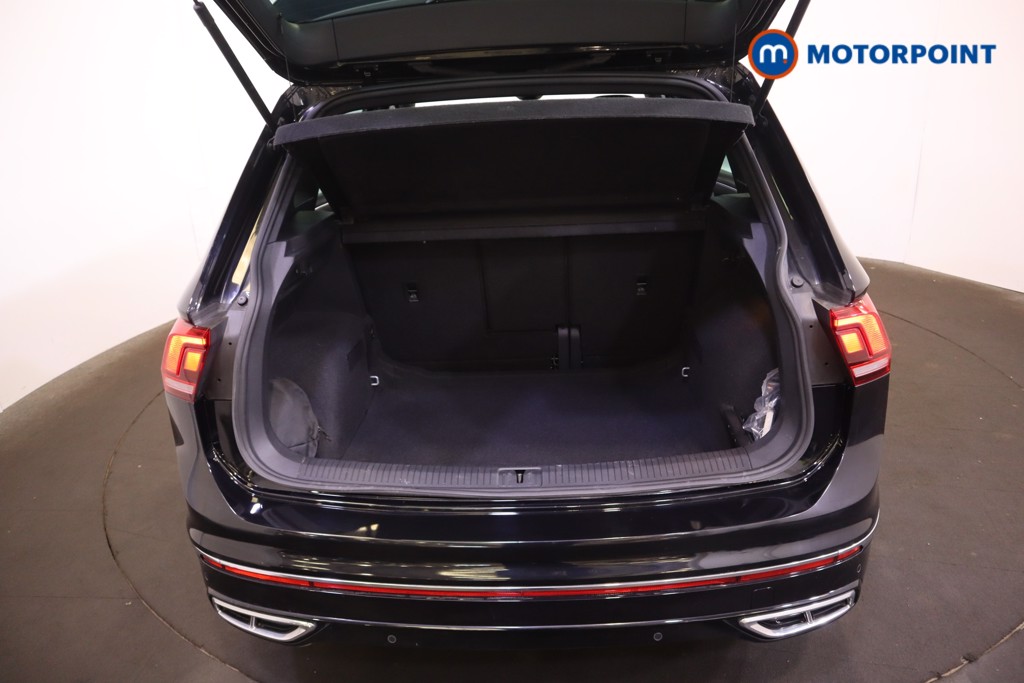 Volkswagen Tiguan R-Line Automatic Petrol SUV - Stock Number (1567095) - 8th supplementary image