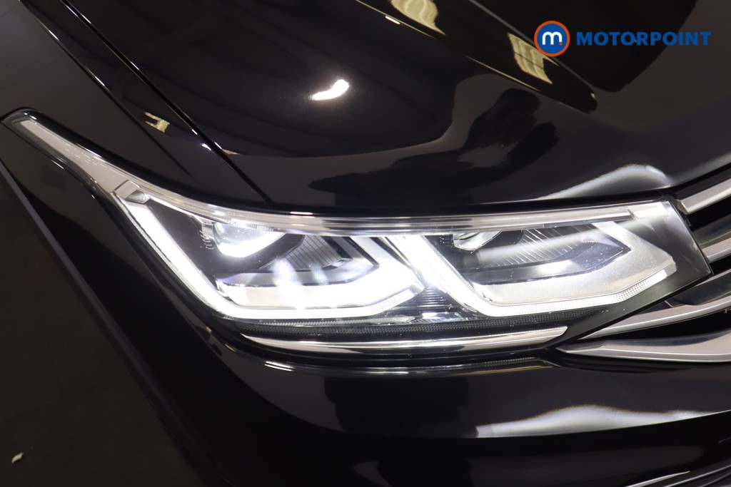 Volkswagen Tiguan R-Line Automatic Petrol SUV - Stock Number (1567095) - 32nd supplementary image