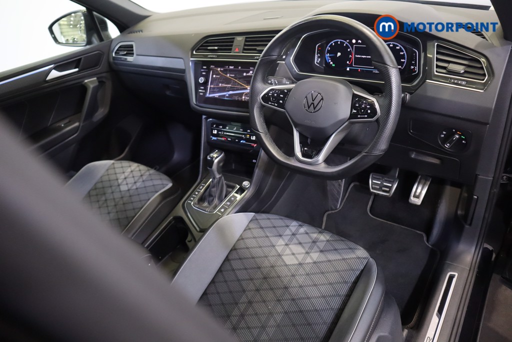 Volkswagen Tiguan R-Line Automatic Petrol SUV - Stock Number (1567095) - 1st supplementary image