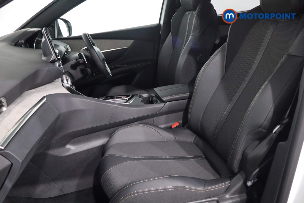 Peugeot 5008 GT Automatic Diesel SUV - Stock Number (1567341) - 4th supplementary image