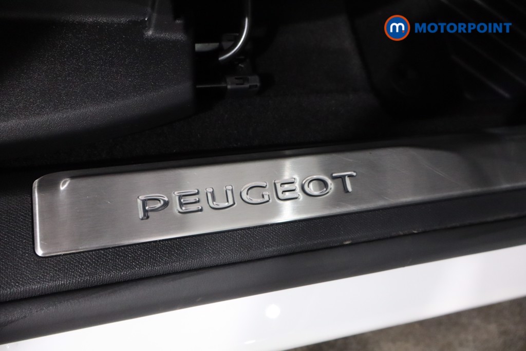 Peugeot 5008 GT Automatic Diesel SUV - Stock Number (1567341) - 22nd supplementary image