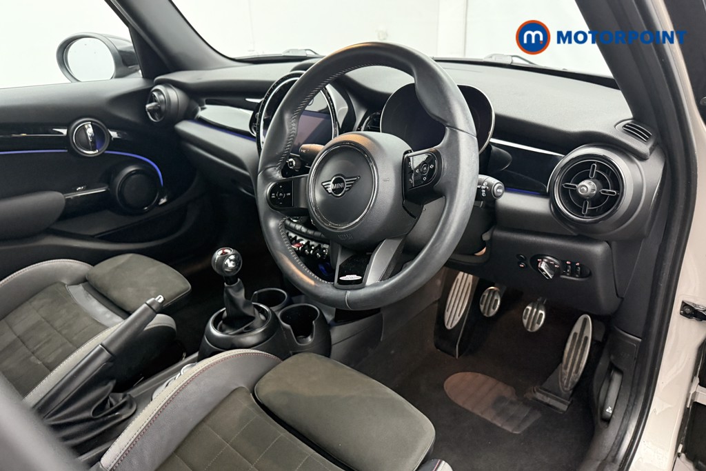 Mini Hatchback Cooper Sport Manual Petrol Hatchback - Stock Number (1567512) - 6th supplementary image