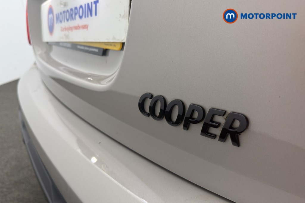 Mini Hatchback Cooper Sport Manual Petrol Hatchback - Stock Number (1567512) - 17th supplementary image