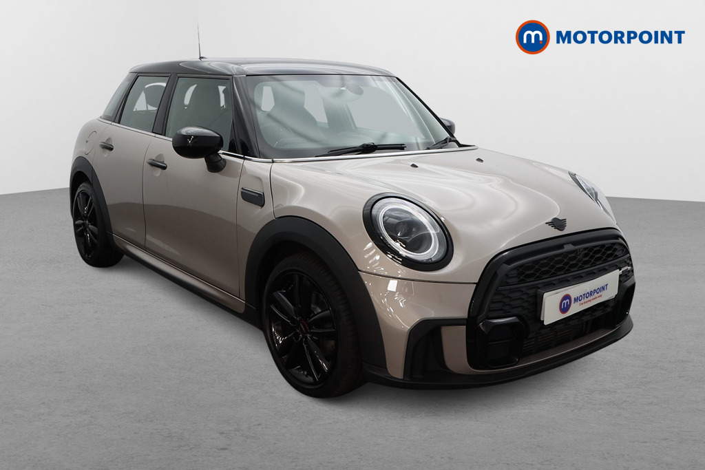 Mini Hatchback Cooper Sport Manual Petrol Hatchback - Stock Number (1567512) - Drivers side front corner