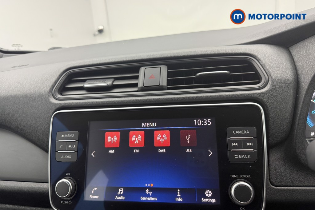 Nissan Leaf Acenta Automatic Electric Hatchback - Stock Number (1567555) - 7th supplementary image