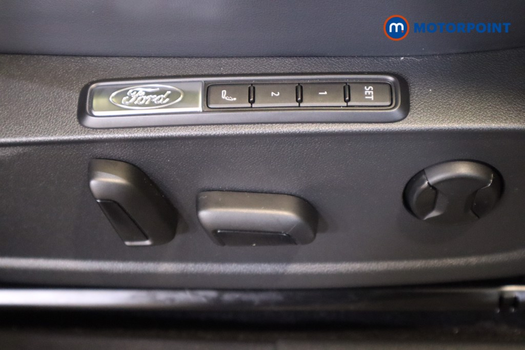 Ford Explorer Premium Automatic Electric SUV - Stock Number (1567681) - 16th supplementary image
