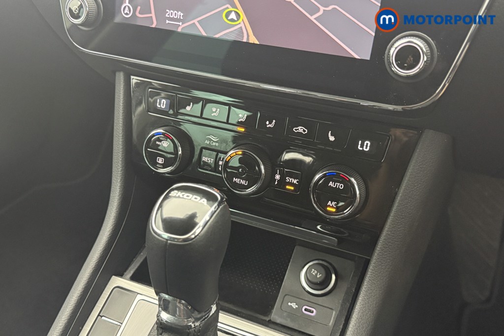 Skoda Superb Se L Automatic Petrol Estate - Stock Number (1567955) - 3rd supplementary image