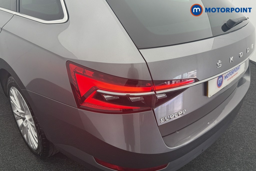 Skoda Superb Se L Automatic Petrol Estate - Stock Number (1567955) - 19th supplementary image