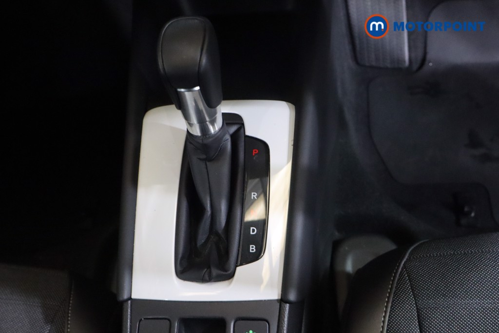 Honda Jazz Crosstar Advance Automatic Petrol-Electric Hybrid Hatchback - Stock Number (1568166) - 7th supplementary image