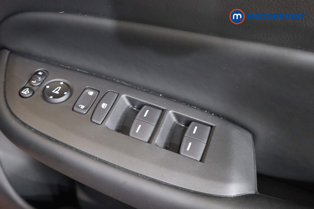Honda Jazz Crosstar Advance Automatic Petrol-Electric Hybrid Hatchback - Stock Number (1568166) - 8th supplementary image