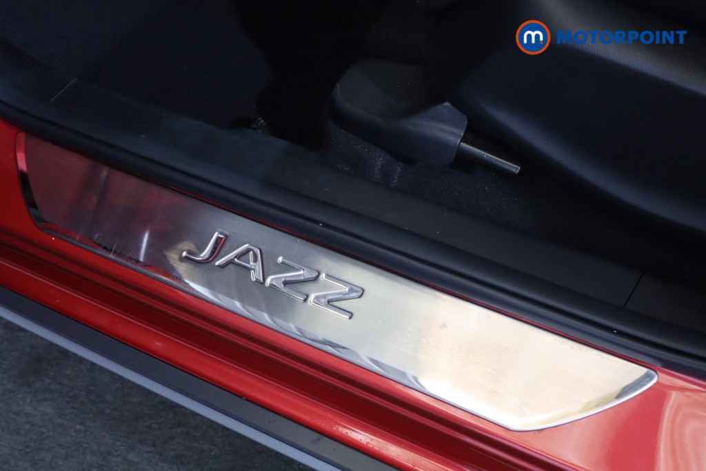 Honda Jazz Crosstar Advance Automatic Petrol-Electric Hybrid Hatchback - Stock Number (1568166) - 13th supplementary image