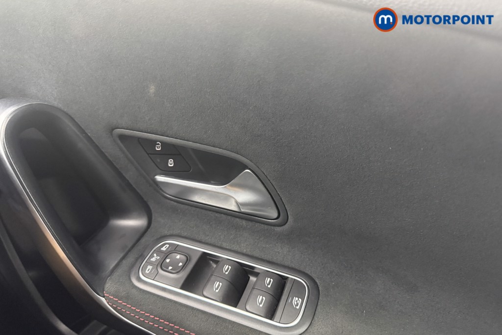 Mercedes-Benz A Class Amg Line Automatic Diesel Hatchback - Stock Number (1568226) - 10th supplementary image