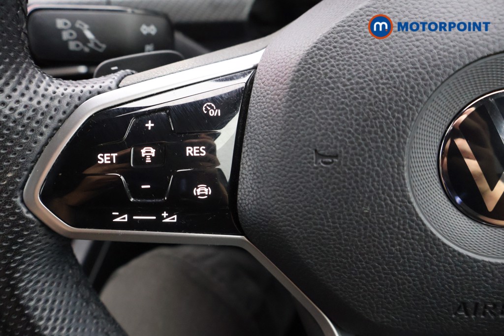 Volkswagen Golf R-Line Automatic Petrol Hatchback - Stock Number (1568362) - 2nd supplementary image