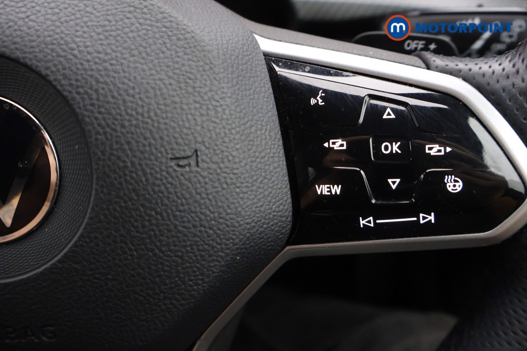 Volkswagen Golf R-Line Automatic Petrol Hatchback - Stock Number (1568362) - 3rd supplementary image