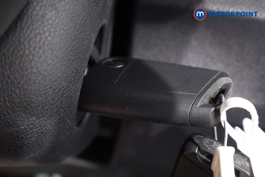 Volkswagen T-Roc Style Manual Petrol SUV - Stock Number (1568469) - 13th supplementary image