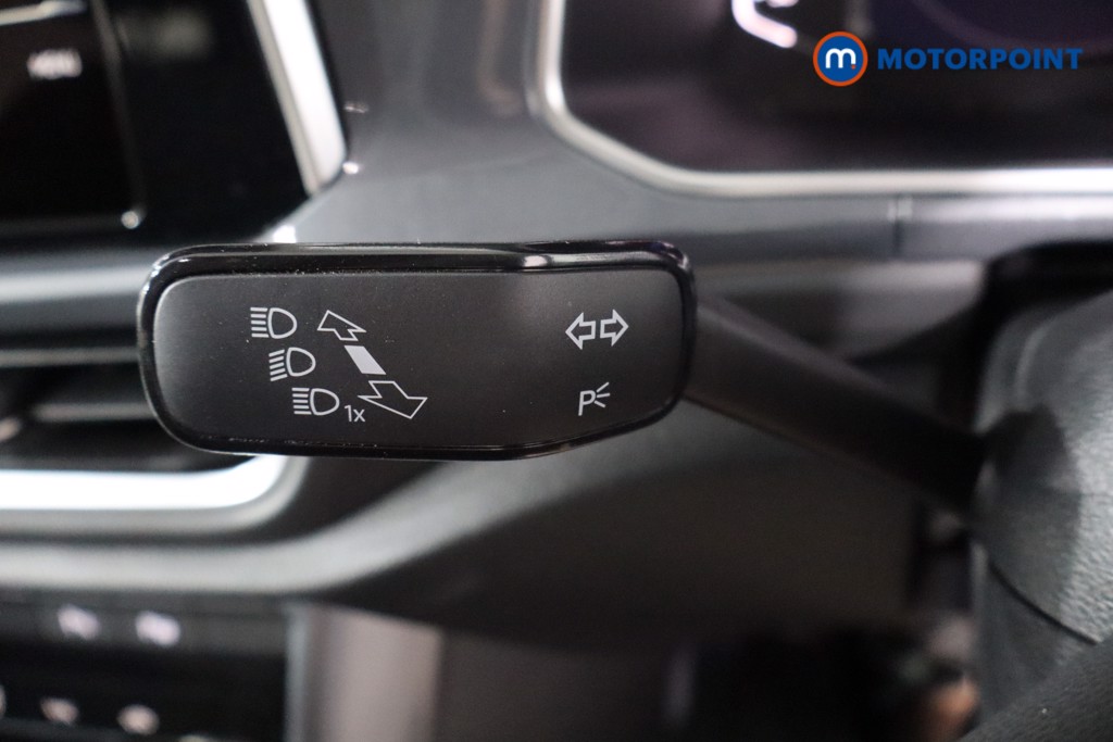 Volkswagen T-Roc Style Manual Petrol SUV - Stock Number (1568469) - 23rd supplementary image