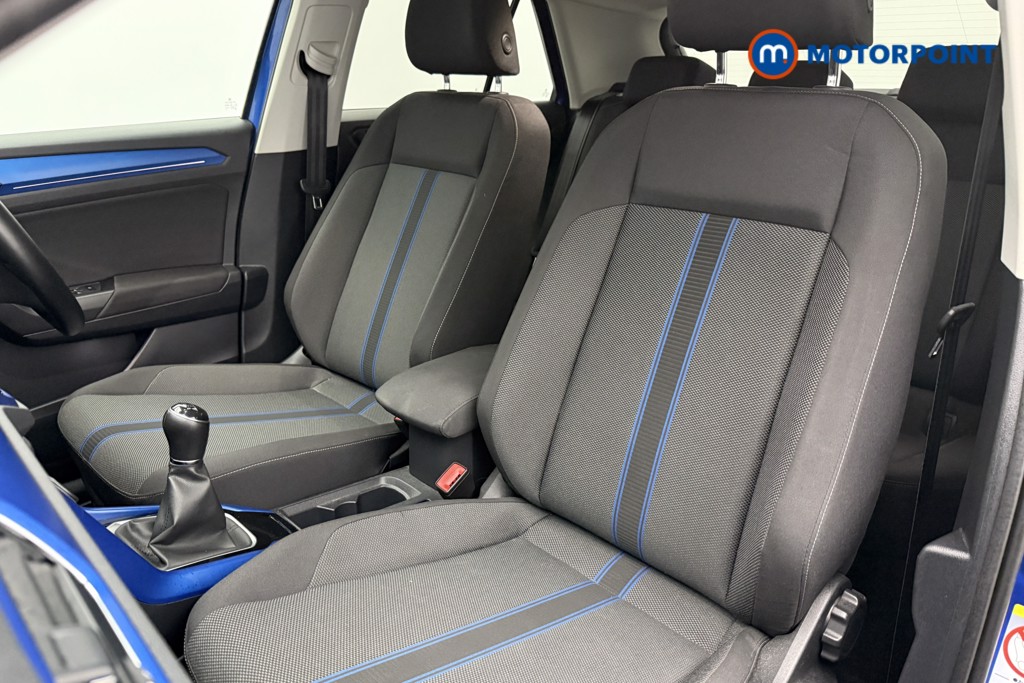 Volkswagen T-Roc Design Manual Petrol SUV - Stock Number (1568644) - 3rd supplementary image