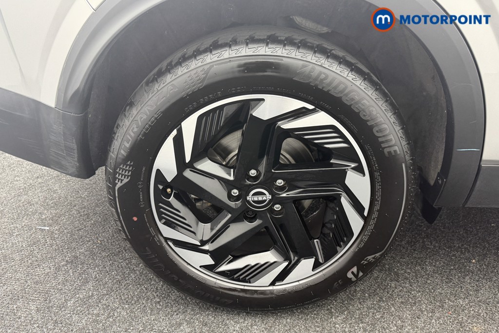Nissan Qashqai N-Connecta Automatic Petrol SUV - Stock Number (1568695) - 29th supplementary image