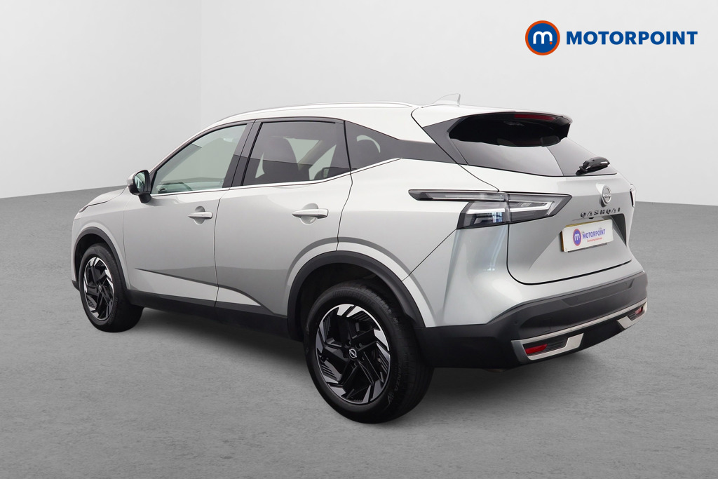 Nissan Qashqai N-Connecta Automatic Petrol SUV - Stock Number (1568695) - Passenger side rear corner