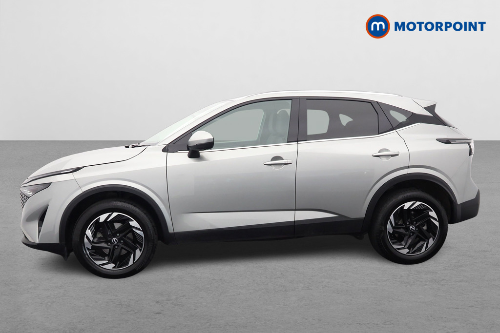 Nissan Qashqai N-Connecta Automatic Petrol SUV - Stock Number (1568695) - Passenger side