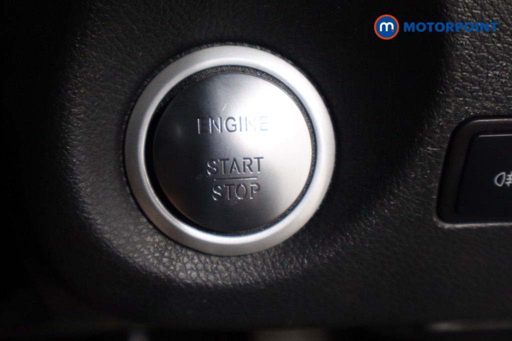 Mercedes-Benz GLA Amg Line Automatic Petrol SUV - Stock Number (1568735) - 13th supplementary image