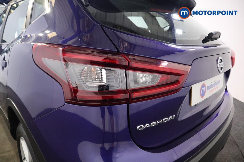 Nissan Qashqai Acenta Premium Manual Petrol SUV - Stock Number (1568744) - 7th supplementary image