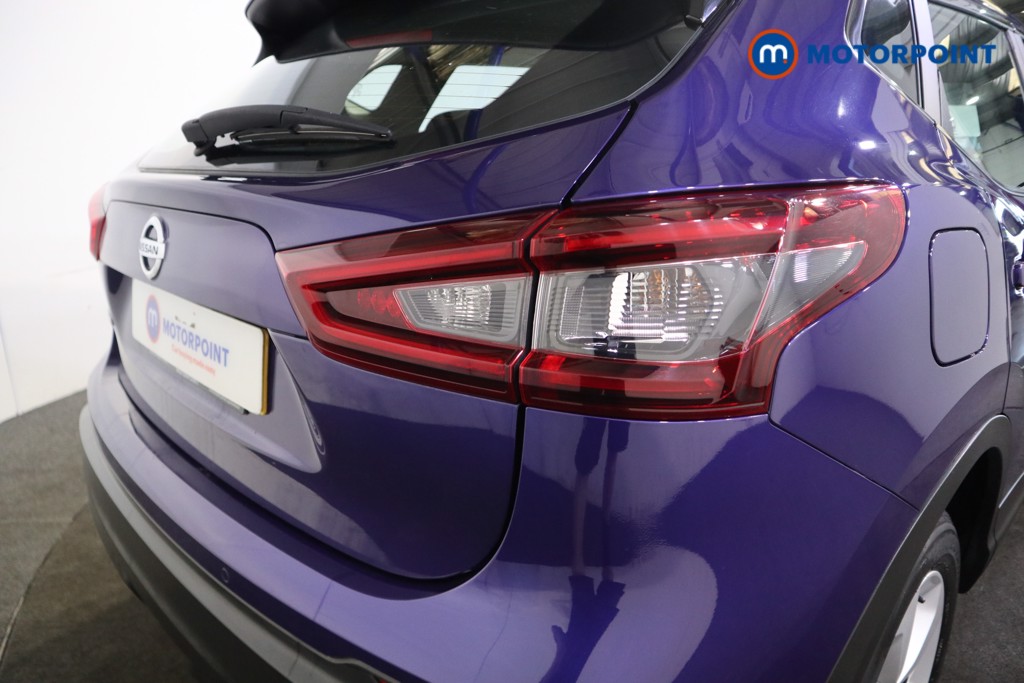 Nissan Qashqai Acenta Premium Manual Petrol SUV - Stock Number (1568744) - 8th supplementary image
