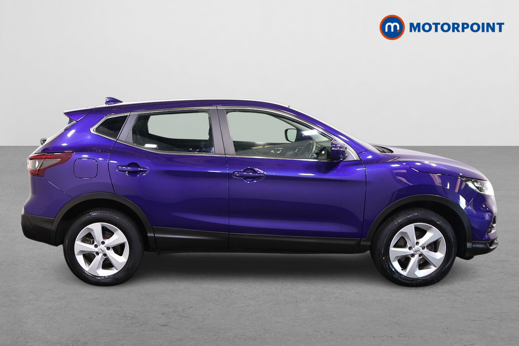 Nissan Qashqai Acenta Premium Manual Petrol SUV - Stock Number (1568744) - Drivers side