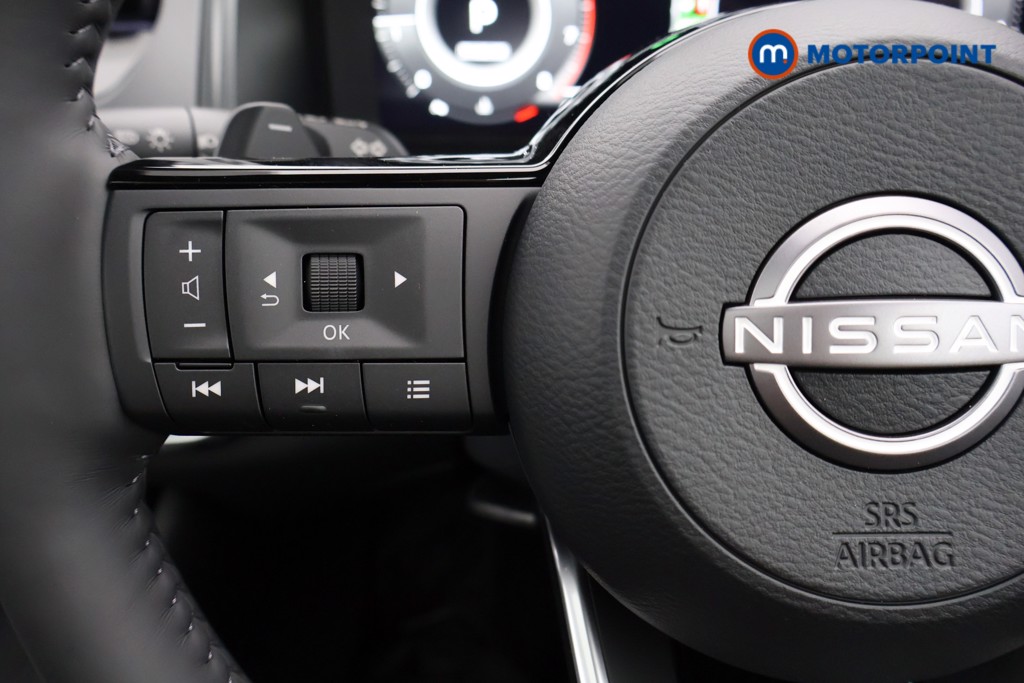 Nissan Qashqai Tekna Automatic Petrol SUV - Stock Number (1569238) - 2nd supplementary image
