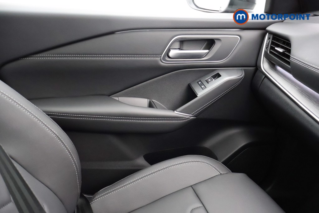 Nissan Qashqai Tekna Automatic Petrol SUV - Stock Number (1569238) - 7th supplementary image