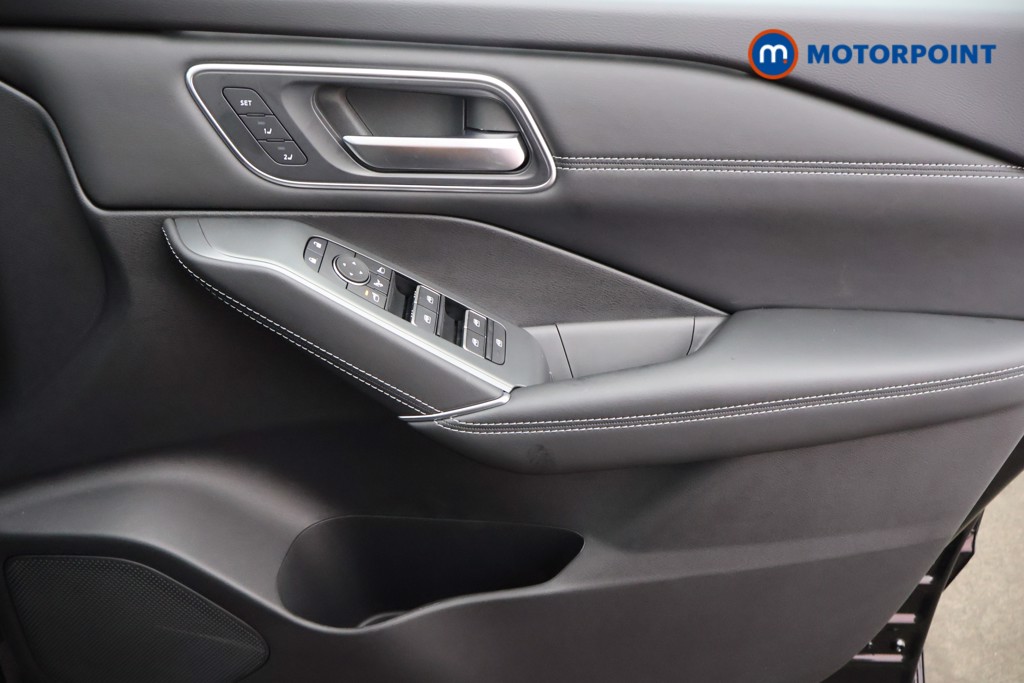 Nissan Qashqai Tekna Automatic Petrol SUV - Stock Number (1569238) - 8th supplementary image