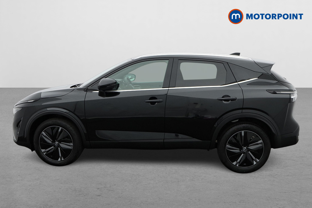Nissan Qashqai Tekna Automatic Petrol SUV - Stock Number (1569238) - Passenger side