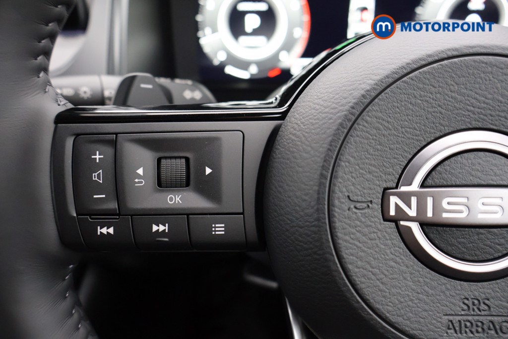 Nissan Qashqai Tekna Automatic Petrol SUV - Stock Number (1569255) - 2nd supplementary image
