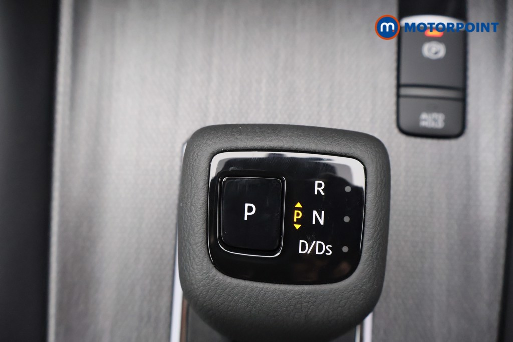 Nissan Qashqai Tekna Automatic Petrol SUV - Stock Number (1569255) - 6th supplementary image