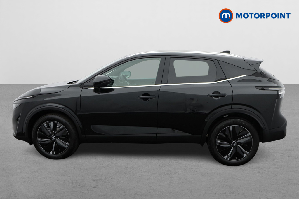 Nissan Qashqai Tekna Automatic Petrol SUV - Stock Number (1569255) - Passenger side
