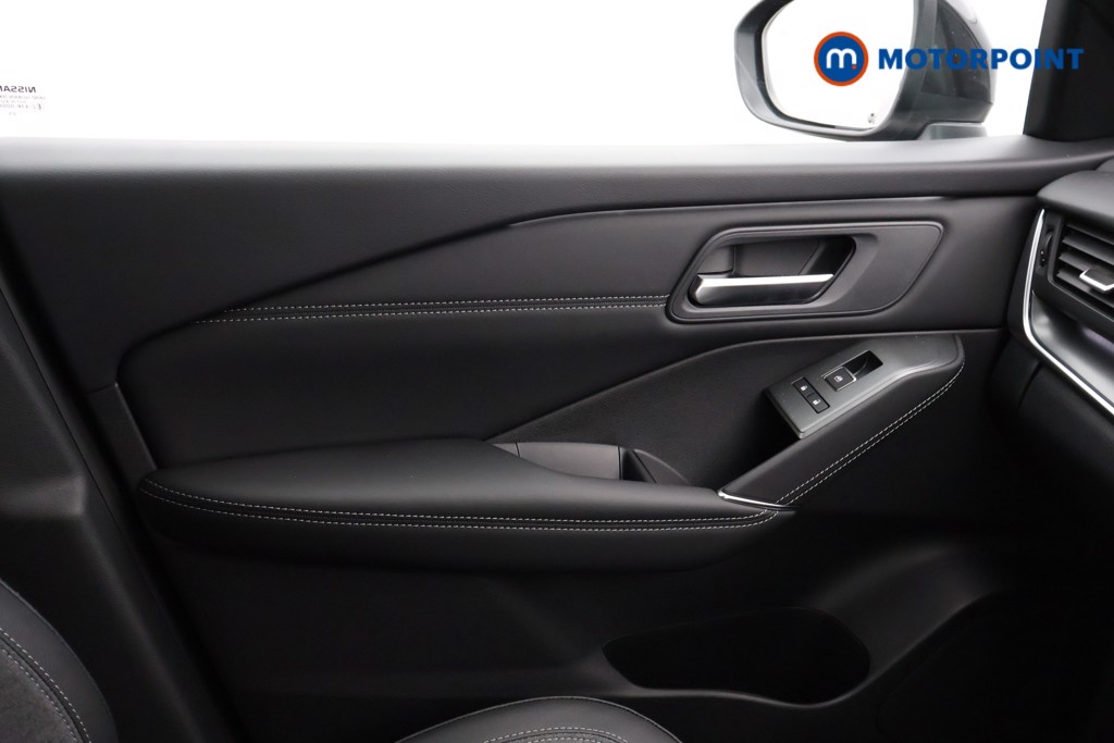 Nissan Qashqai N-Connecta Automatic Petrol SUV - Stock Number (1569273) - 7th supplementary image