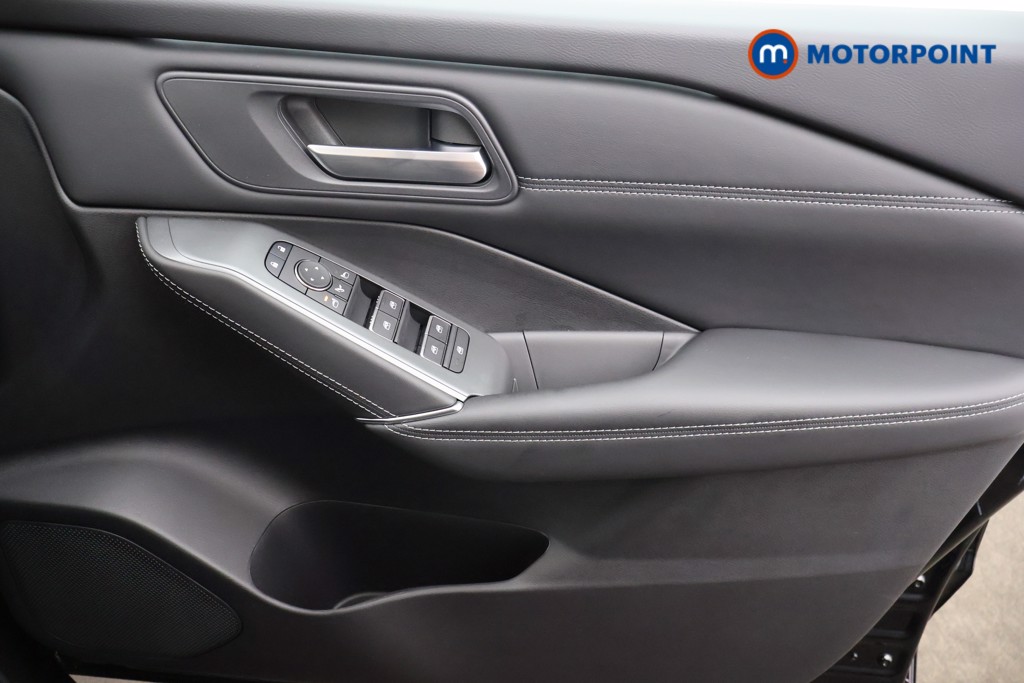 Nissan Qashqai N-Connecta Automatic Petrol SUV - Stock Number (1569273) - 8th supplementary image