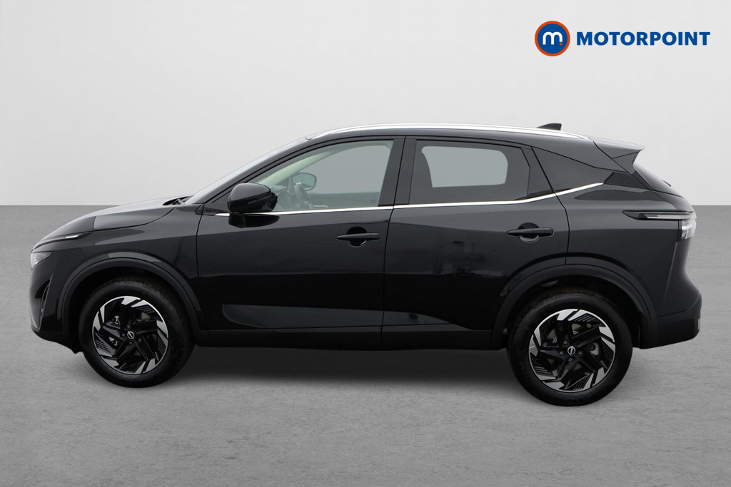 Nissan Qashqai N-Connecta Automatic Petrol SUV - Stock Number (1569273) - Passenger side