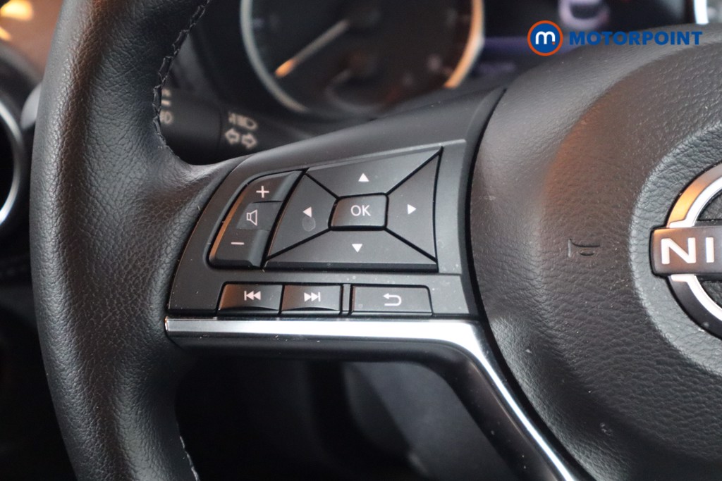 Nissan Juke Tekna Manual Petrol SUV - Stock Number (1569284) - 7th supplementary image